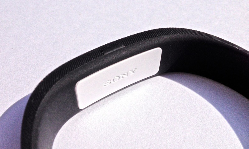 Обзор Sony SmartBand