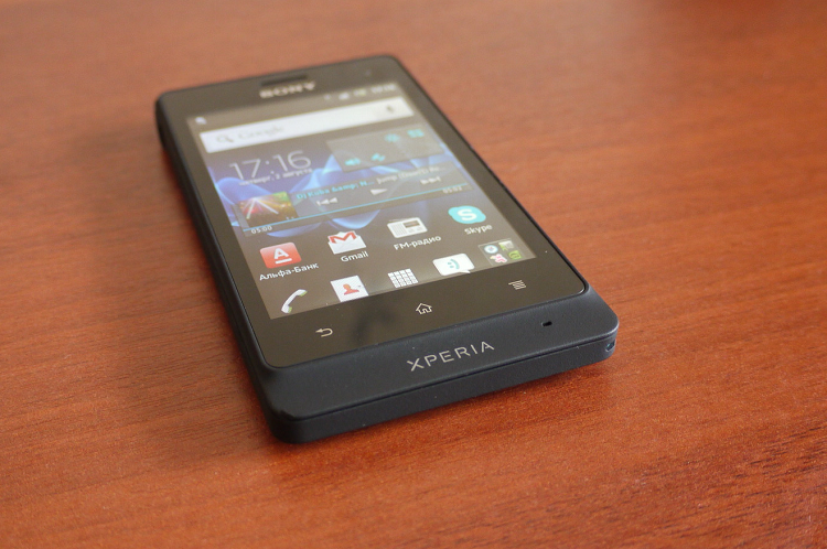 Обзор Sony Xperia go