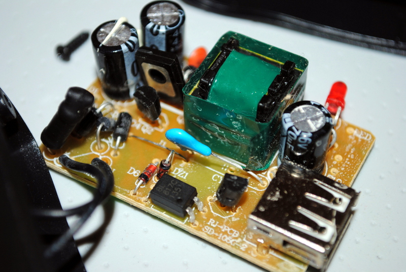 Обзор двух крэдлов для HTC Desire S производства Mugen Power Обзор двух крэдлов для HTC Desire S производства Mugen Power