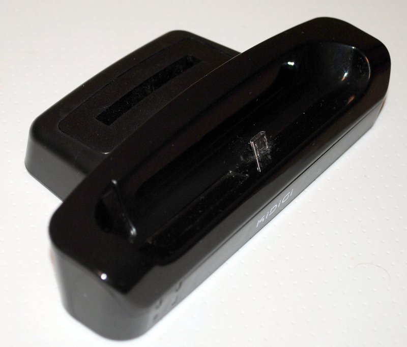 Обзор двух крэдлов для HTC Desire S производства Mugen Power