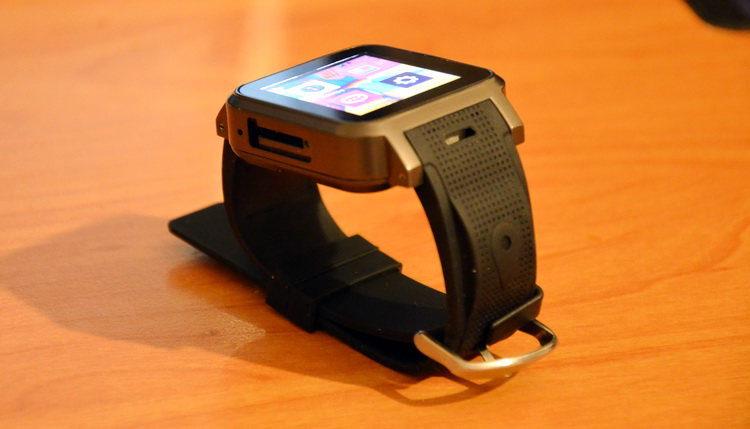 Обзор iconBIT CALLISTO 100: как превратить «умные часы» в смартфон