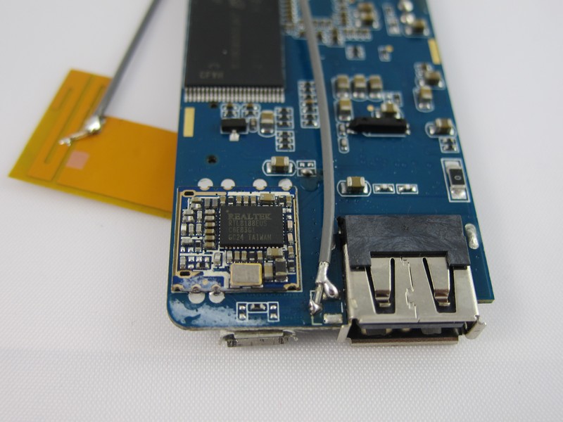 Обзор мощного мини компьютера UG802 Обзор мощного мини компьютера UG802