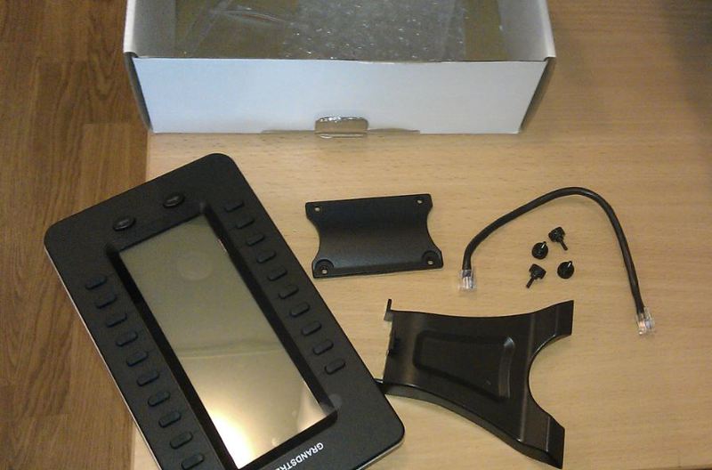 Обзор первого настольного IP телефона на платформе Android — Grandstream GXP2200