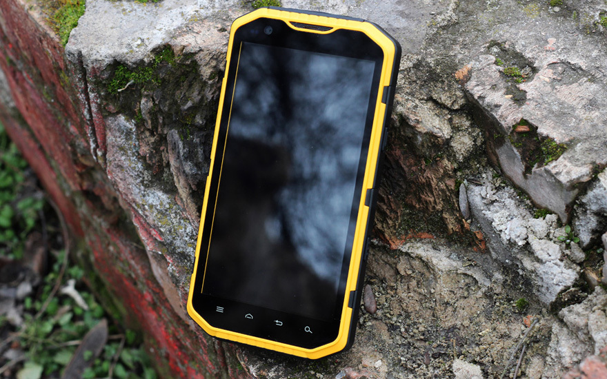 Обзор защищенного смартфона J4 Обзор защищенного смартфона J4