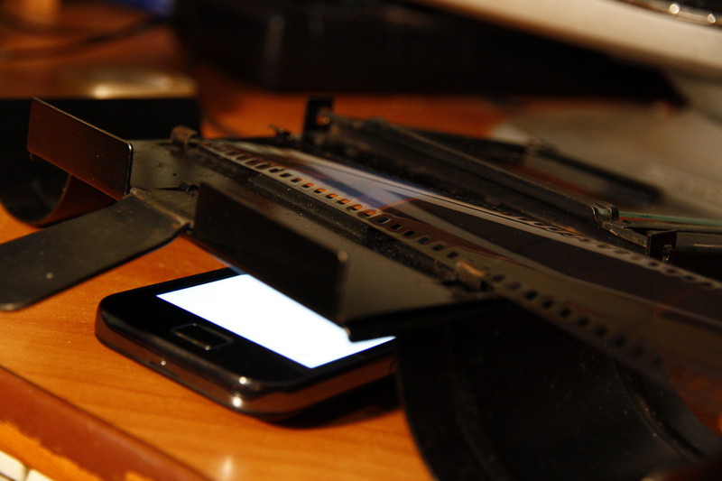 Оцифровка 35мм фотопленки Оцифровка 35мм фотопленки