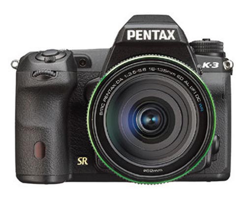 Внешне камера Pentax K-3 напоминает модели Pentax K-5 и Pentax K-5 II