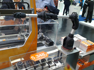 Отчет о посещении SPS IPC Drives 2013 — немного о настоящих промышленных роботах Отчет о посещении SPS IPC Drives 2013 — немного о настоящих промышленных роботах