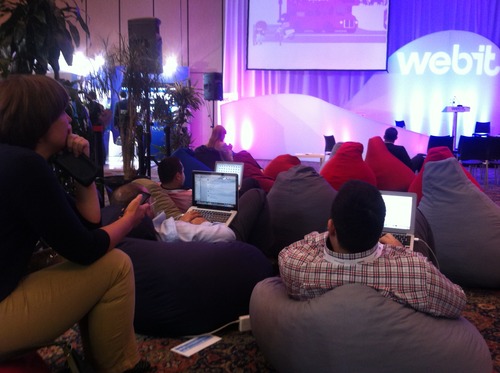 Отчет об участии в Webit Congress 2012 место для отдыха и общения рядом с главной сценой