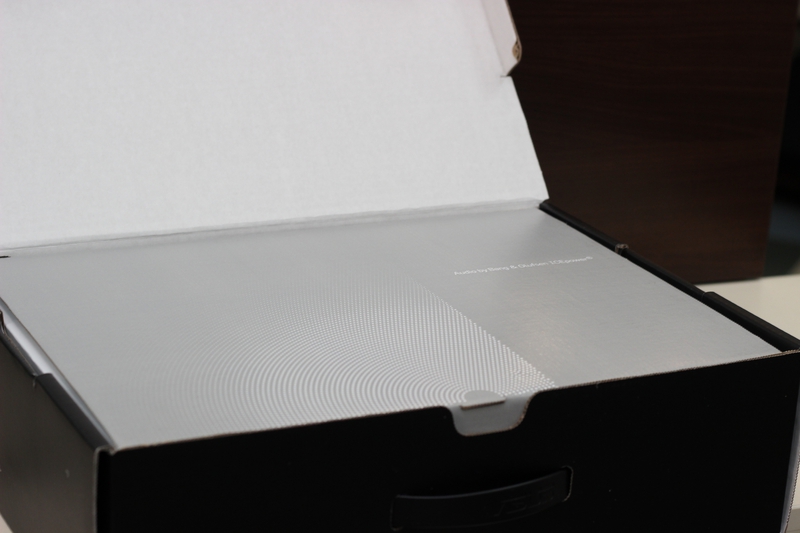 Первый взгляд на ноутбук с установленной Windows 8 от Asus Первый взгляд на ноутбук с установленной Windows 8 от Asus