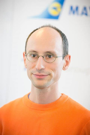 Петер Арвай (Peter Arvai), Prezi: «Креативность перевешивает опыт»