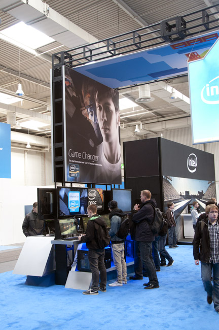 По Intel’овским местам CeBIT 2012 image