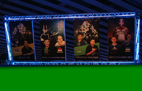 По стопам MSI Master Overclocking Arena 2012 По стопам MSI Master Overclocking Arena 2012