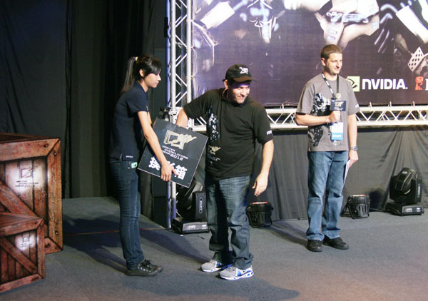 По стопам MSI Master Overclocking Arena 2012 По стопам MSI Master Overclocking Arena 2012