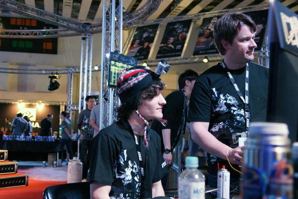 По стопам MSI Master Overclocking Arena 2012 По стопам MSI Master Overclocking Arena 2012
