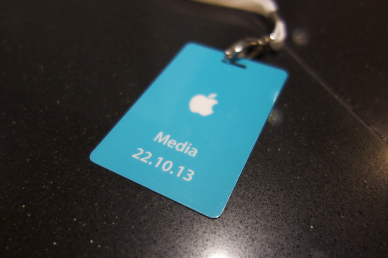 Подборка фотографий с презентации Apple 22 октября Подборка фотографий с презентации Apple 22 октября