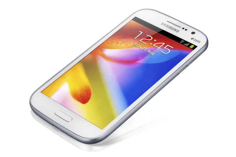 Последняя новинка этого года от Samsung: GALAXY Grand