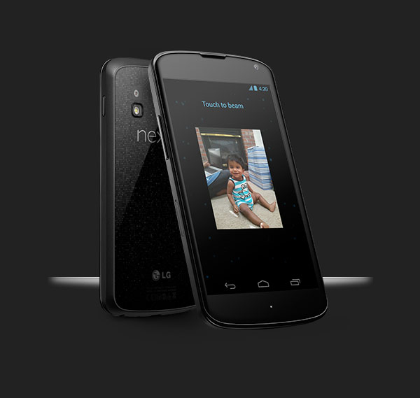 Смартфон Google Nexus 4 работает под управлением Android 4.2
