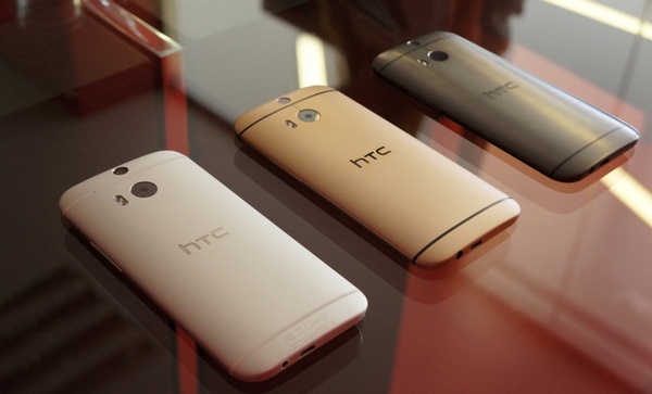 HTC One (M8)