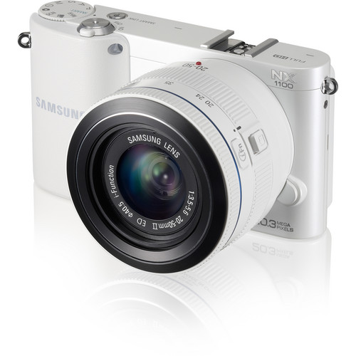 Представлена беззеркальная камера Samsung NX1100 формата APS-C