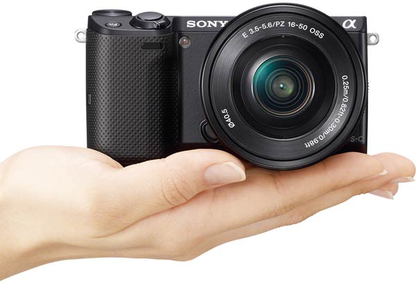 Беззеркальная камера Sony NEX-5T поддерживает Wi-Fi и NFC