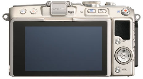 Камера Olympus PEN Lite E-PL6 будет предложена в красном, белом, серебристом и черном вариантах