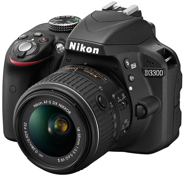 Зеркальная камера Nikon D3300 с объективом AF-S DX Nikkor 18–55mm f/3.5–5.6G VR стоит $650