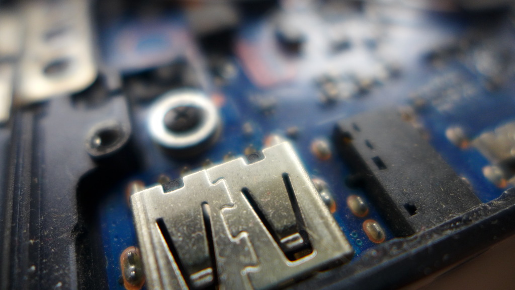 Пришла пора отдавать Samsung 900x3c image