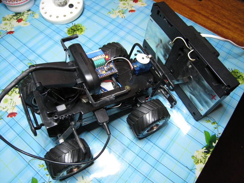 Простой wifi бот для мониторинга помещений или «кухонное» роботостроение Простой wifi бот для мониторинга помещений или «кухонное» роботостроение