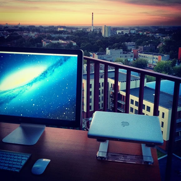 Рабочие места дизайнеров фрилансеров со всего мира Рабочие места дизайнеров фрилансеров со всего мира