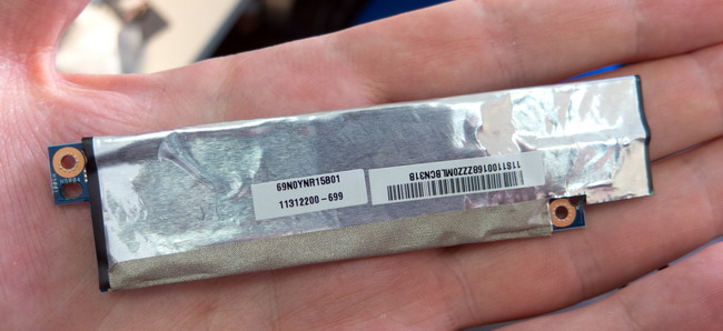 Разбираем до основания ультрабук Lenovo IdeaPad U300s image