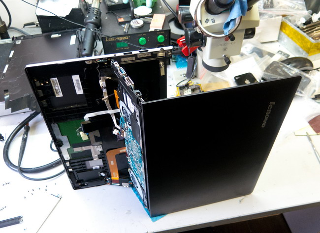 Разбираем до основания ультрабук Lenovo IdeaPad U300s image