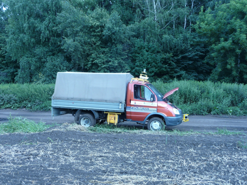 Робот автомобиль команды АВРОРА на “Робокросс 2013” Робот автомобиль команды АВРОРА на “Робокросс 2013”