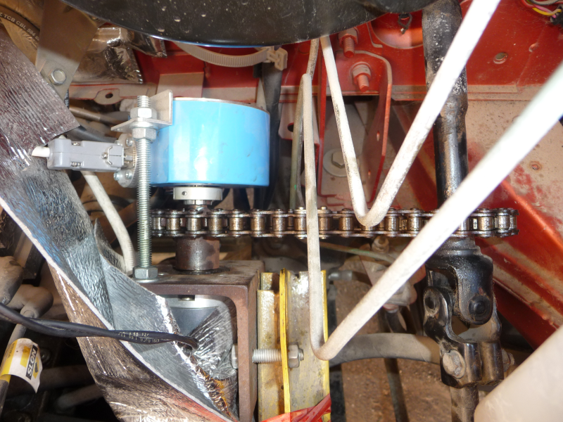 Робот автомобиль команды АВРОРА на “Робокросс 2013” Робот автомобиль команды АВРОРА на “Робокросс 2013”