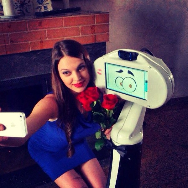 Робот Счастливчик на конкурсе «Мисс Россия 2014»