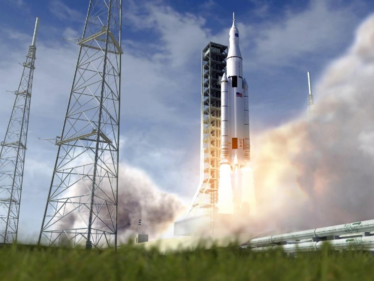 Самая мощная ракета носитель в мире: видео модели процесса сборки SLS