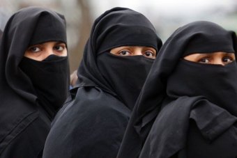 Саудовская Аравия внедрила электронную систему слежения за женщинами