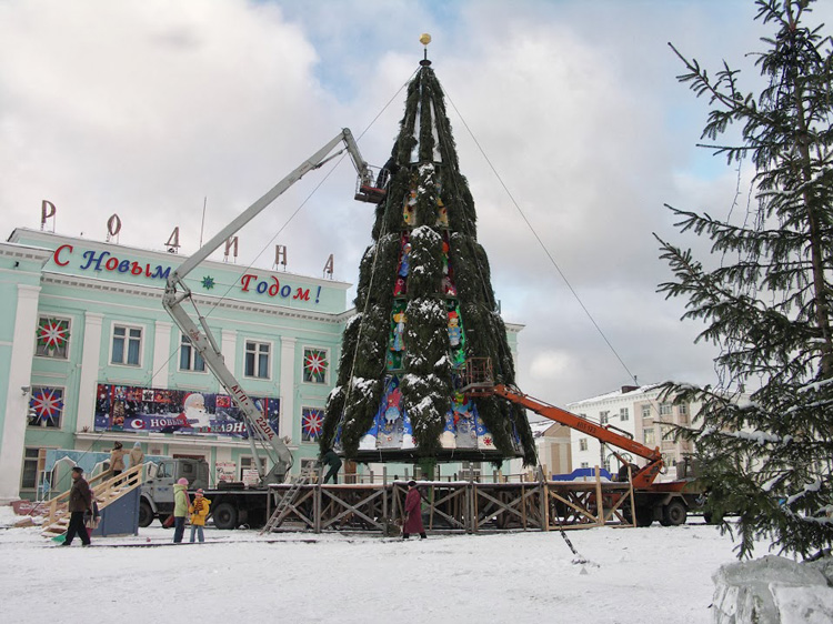 Сделай сам. Городская новогодняя елка