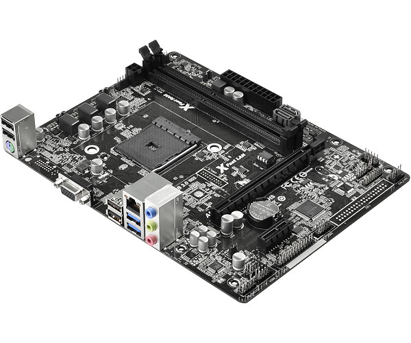 Оснащение платы ASRock AM1B-M включает два порта SATA 6 Гбит/с