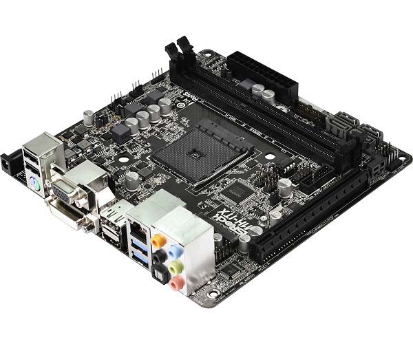 Оснащение платы ASRock AM1H-ITX включает видеовыходы D-Sub, DVI-D, HDMI и DisplayPort 1.2