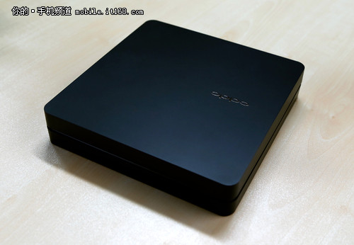 Oppo Find 7: упаковка