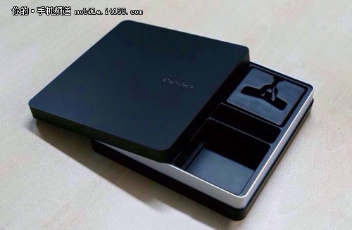 Oppo Find 7: упаковка