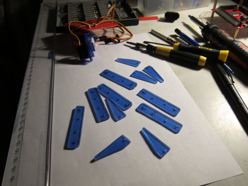 Собираем и заставляем бегать бюджетного гексапода Собираем и заставляем бегать бюджетного гексапода