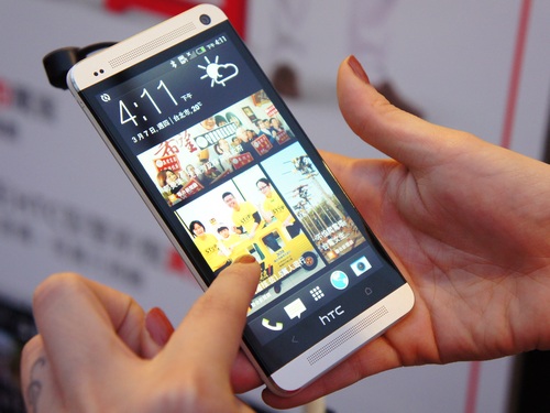 В Macquarie Securities ожидают падение продаж HTC One до 40% в третьем квартале