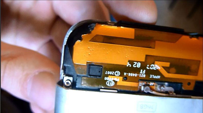 Тестирование Iphone 2g на экстремальную ЭМП — ударом мини молнии