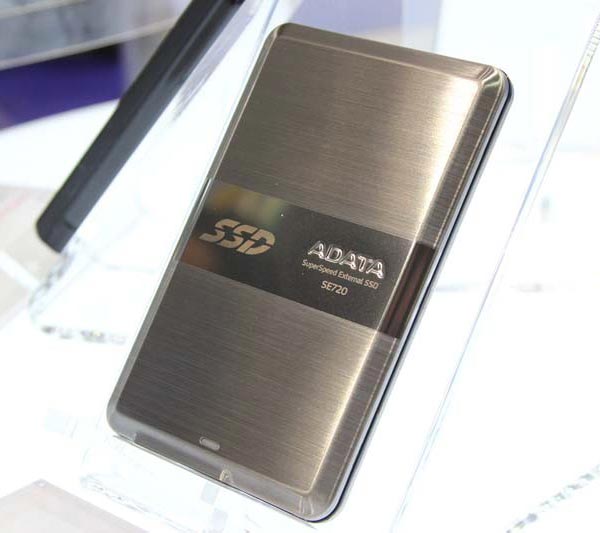 Накопитель Adata DashDrive Elite SE720 поддерживает функциональность Windows To Go