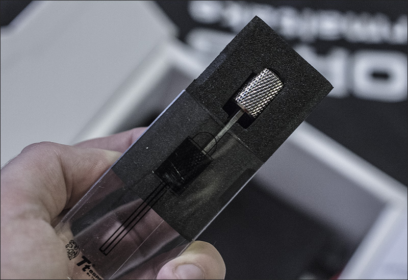 tt eSPORTS Level 10 M — просто мышь?