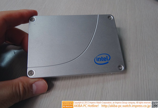  Intel SSD 335