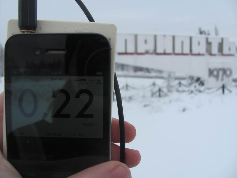 Учим телефон считать гамма кванты или вторая жизнь старого советского бытового дозиметра ДБГ 0.5Б…