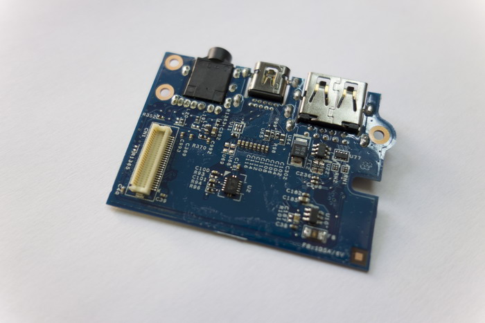 Ультрабук Lenovo ThinkPad X1 Carbon: вариации на классическую тему image