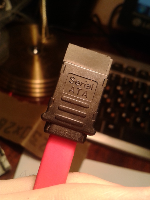 Устанавливаем второй жесткий диск в ноутбук Samsung 300V Устанавливаем второй жесткий диск в ноутбук Samsung 300V